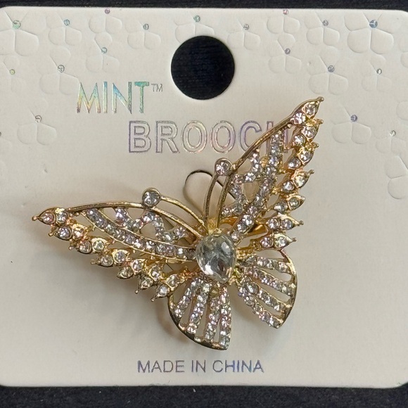 MINT Butterfly Crystal Brooch-Pin - Picture 2 of 5
